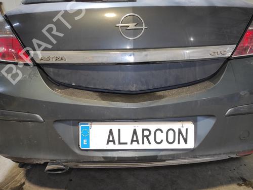 Pare-chocs arrière OPEL ASTRA H GTC (A04) 1.9 CDTI (L08) (120 hp) 16179772