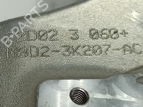 Left front steering knuckle LAND ROVER RANGE ROVER EVOQUE (L551) 1.5 P300e Hybrid 4x4 | BP20129060M25