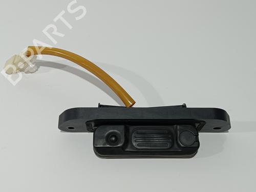 BP19276571C132 main image