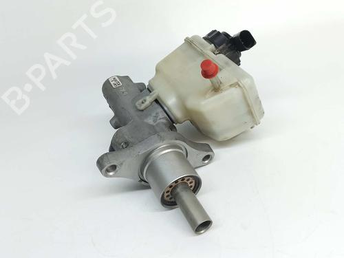 Brake master cylinder SKODA SUPERB II Estate (3T5) 1.6 TDI | BP5748959M77 