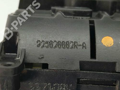 Høyre bak lås RENAULT MEGANE III Hatchback (BZ0/1_, B3_) 1.4 TCe (BZ0F, BZ1V) | BP2770884C99 