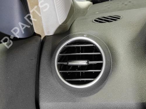 Air vent AUDI A3 (8P1) 2.0 TDI 16V | BP29263999I21