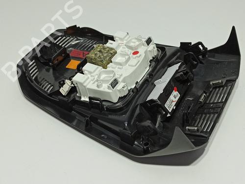 Interior roof light PEUGEOT 3008 II SUV (MC_, MR_, MJ_, M4_) 1.5 BlueHDi 130 | BP27489851I8 