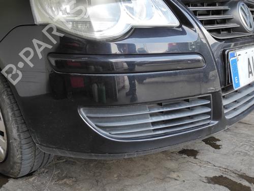 Front bumper VW POLO IV (9N_, 9A_) 1.4 16V | BP26174364C7