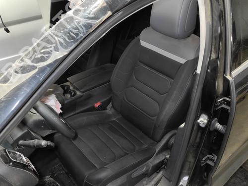 left-front-seat-citroen-c5-aircross-a_-2018-27471199 main image