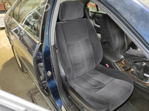 sde-hjre-fortil-peugeot-607-9d-9u-22-hdi-2000-11011383 main image
