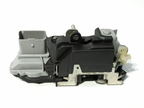 Front left lock CITROËN XSARA PICASSO (N68) 1.6 HDi | BP17485282C98