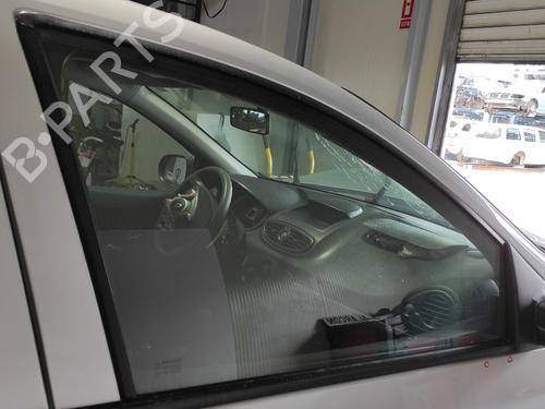 front-right-door-window-renault-clio-iii-br01-cr01-2005-2006-2007-2008-2009-2010-2011-2012-2013-2014-24534419 main image