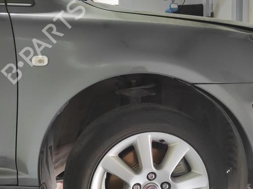 Used Right front fenders TOYOTA AVENSIS (_T25_) 2.2 D-4D (ADT251_, ADT251R) (150 hp) 16673572