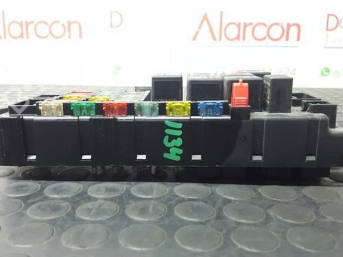 Fuse box VOLVO XC90 I (275) D5 AWD | BP2738499E1