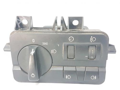 Used Headlight switch BMW 3 (E46) 320 d (136 hp) 4501375