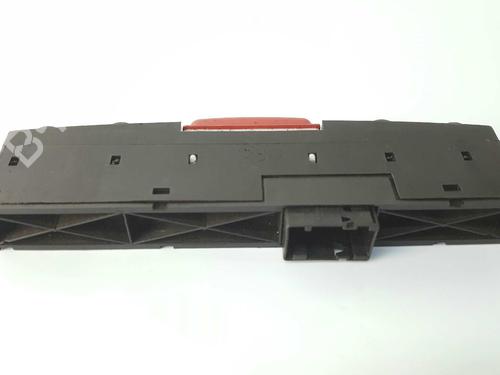 Warning switch ALFA ROMEO 147 (937_) 1.6 16V T.SPARK ECO (937.AXA1A, 937.BXA1A) | BP7994639I22