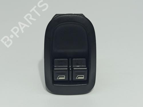 Used Left front window switch PEUGEOT 206 Hatchback (2A/C) 1.4 HDi (69 hp) 15048296