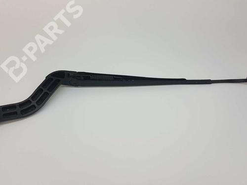 Front windshield wiper arm LAND ROVER RANGE ROVER SPORT I (L320) 2.7 D 4x4 | BP8307738C143 