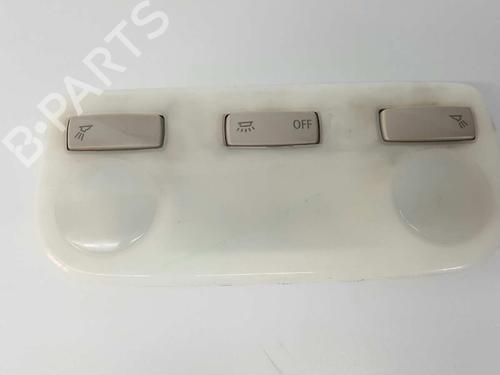 Plafonier RENAULT MEGANE III Hatchback (BZ0/1_, B3_) 1.5 dCi (BZ09, BZ0D, BZ1W, BZ29, BZ14) (110 hp) 7425640