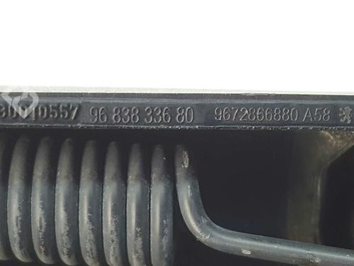 Rear windshield wiper arm PEUGEOT 2008 I (CU_) 1.6 HDi | BP6525617C144 
