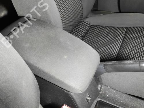 armrest-center-console-vw-golf-vi-5k1-2008-2009-2010-2011-2012-2013-2014-36076865 main image