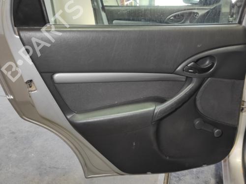 Bageste venstre beklædning FORD FOCUS I (DAW, DBW) 1.8 TDCi BP29345400C60