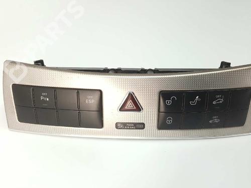 Used Warning switch MERCEDES-BENZ CLK (C209) CLK 220 CDI (209.308) (150 hp) 4454981