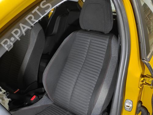 Left front seat PEUGEOT 208 II (UB_, UP_, UW_, UJ_) 1.2 PureTech 100 | BP24993481C15
