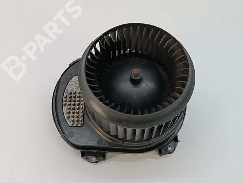 Used Heater blower motor MERCEDES-BENZ CLA Coupe (C117) CLA 200 CDI / d (117.308) (136 hp) 10209568