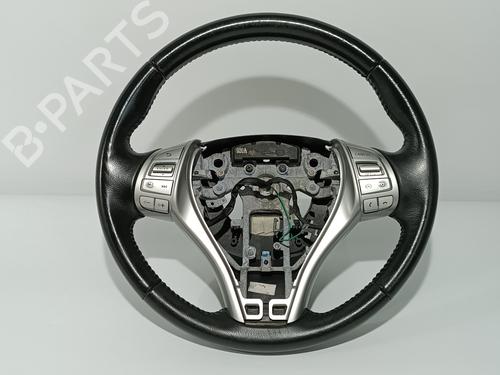 Used Steering wheel NISSAN X-TRAIL III (T32_, T32R, T32RR) 1.6 dCi (T32) (130 hp) 13535626