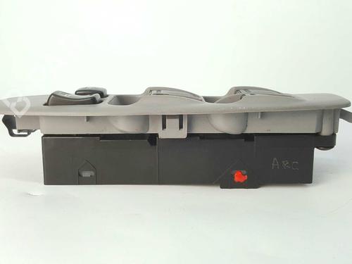 Left front window switch NISSAN ALMERA TINO (V10) 2.2 dCi | BP8624261I27