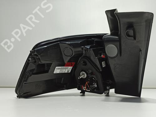 Right taillight PEUGEOT 5008 II (MC_, MJ_, MR_, M4_) 1.2 THP (MRHNYH, MRHNYW, MRHNSJ, MRHNSU, MRHNSM) | BP24985093C35 