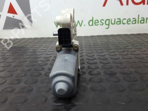 Right front window motor MERCEDES-BENZ C-CLASS (W203) C 220 CDI (203.006) | BP2743899E20