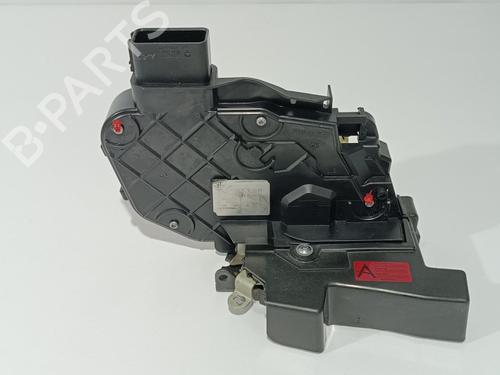 Used Front left lock LAND ROVER RANGE ROVER SPORT I (L320) 2.7 D 4x4 (190 hp) 18089659