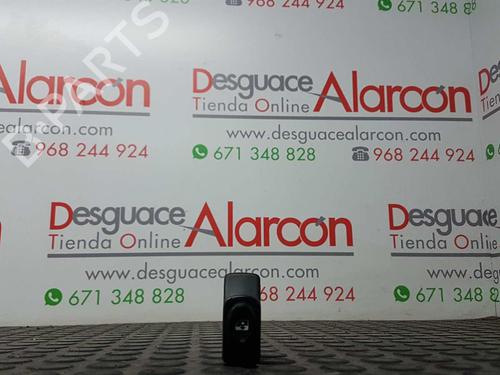Used Right front window switch RENAULT MEGANE I (BA0/1_) 1.9 D Eco (BA0A, BA0U, BA0R) (64 hp) 2743347