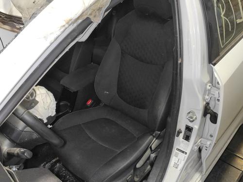 left-front-seat-toyota-corolla-saloon-_e21_-2019-36303720 main image