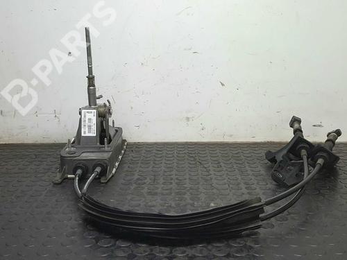 Used Gear lever SEAT LEON (1P1) 1.9 TDI (105 hp) 7425708