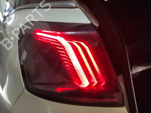Used Left taillight PEUGEOT 3008 II SUV (MC_, MR_, MJ_, M4_) 1.5 BlueHDi 130 (131 hp) 27489865
