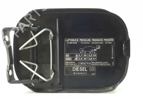Fuel flap MERCEDES-BENZ C-CLASS (W203) C 220 CDI (203.008) | BP5402873C131 