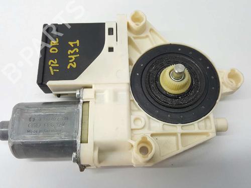 Right rear window motor RENAULT MEGANE III Hatchback (BZ0/1_, B3_) 1.5 dCi (BZ1G, BZ1W, BZ0R) | BP2751040E22 