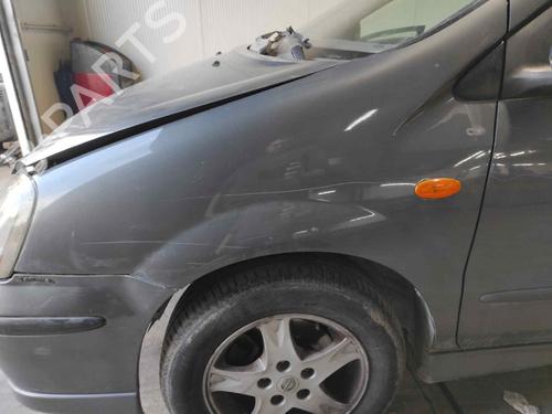 Used Left front fenders NISSAN ALMERA TINO (V10) 2.2 dCi (115 hp) 9431940