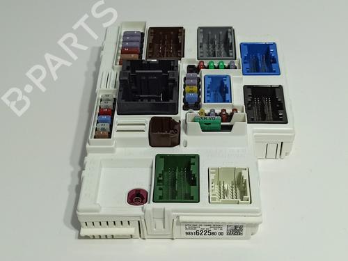Used Fuse box PEUGEOT 308 SW III (FC_, FJ_, FR_, F4_, FN_) BlueHDi 130 (FCYHZL, FCYHZT) (131 hp) 25587171