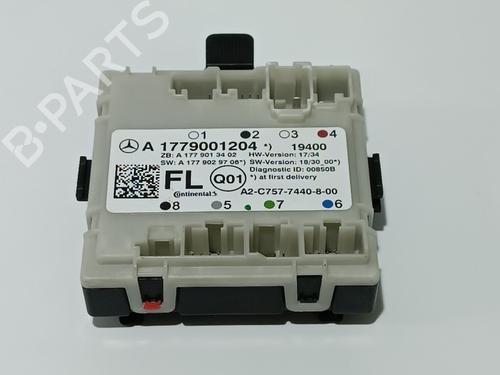Dør styreenhed MERCEDES-BENZ A-CLASS (W177) A 180 d (177.003) (116 hp) 11115358