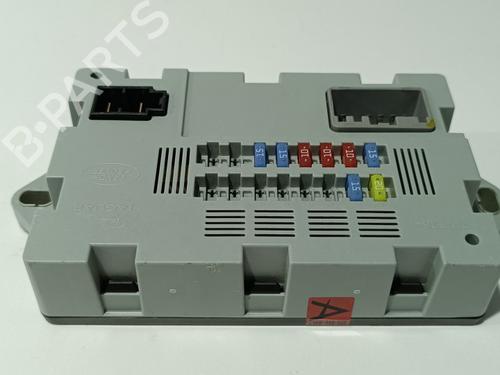 Fuse box LAND ROVER RANGE ROVER VELAR (L560) 2.0 D240 SD4 4x4 | BP29415365E1 