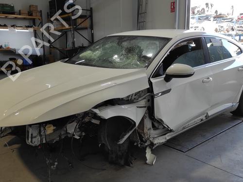 Brugte VW ARTEON (3H7, 3H8) 2.0 TDI (150 hp) 4281694