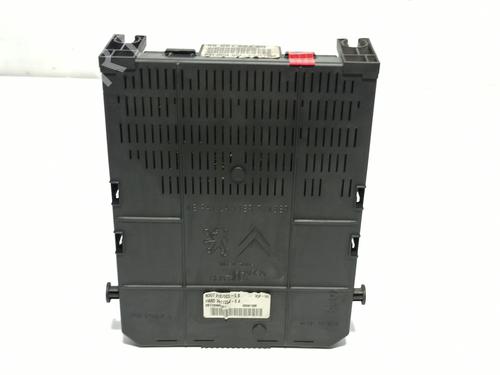 Fuse box PEUGEOT 607 (9D, 9U) 2.7 HDi 24V | BP32035251E1