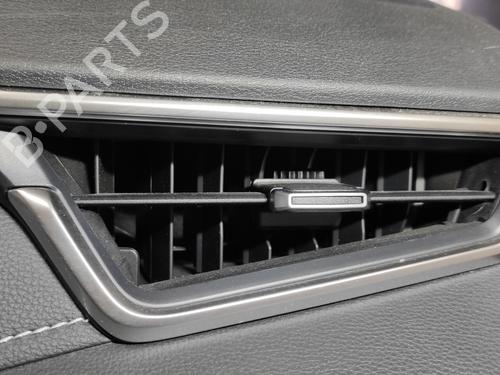air-vent-toyota-corolla-saloon-_e21_-18-vvti-hybrid-zwe211-mzea12-2019-19498740 main image
