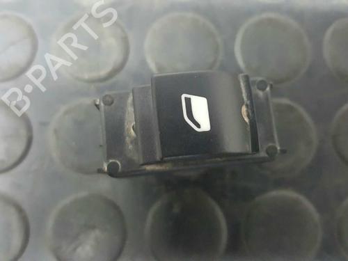 Right front window switch CITROËN C4 CACTUS 1.2 VTi 82 | BP2772439I26