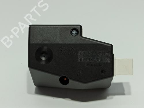 Used Electronic module PEUGEOT 208 II (UB_, UP_, UW_, UJ_) 1.2 PureTech 130 (131 hp) 17442983