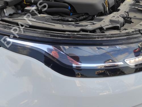 Right headlight LAND ROVER RANGE ROVER EVOQUE (L551) 2.0 D165 | BP29470244C29 