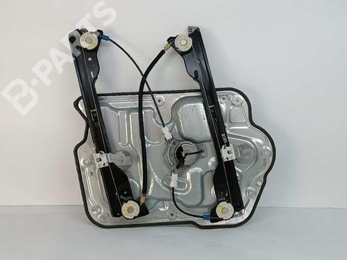 Rudehejsemekanisme Højre foran NISSAN QASHQAI / QASHQAI +2 I (J10, NJ10, JJ10E) 1.5 dCi (110 hp) 9500900
