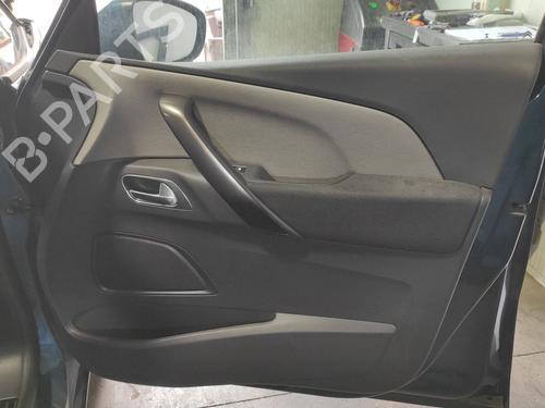 front-right-panel-citroen-grand-c4-spacetourer-3a_-3e_-2018-38622092 main image