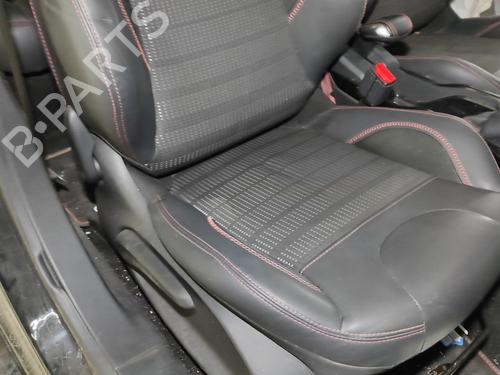 Right front seat PEUGEOT 2008 I (CU_) 1.2 THP 130 / PureTech 130 | BP17079106C16