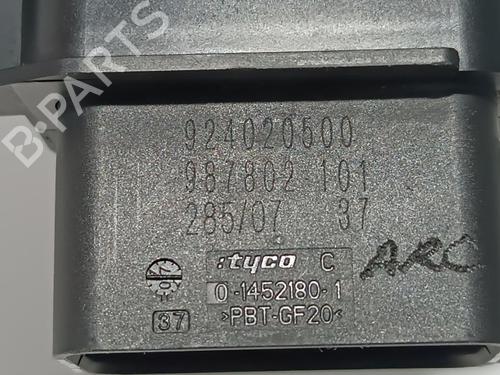 Front left lock LAND ROVER RANGE ROVER SPORT I (L320) 2.7 D 4x4 | BP18089659C98 